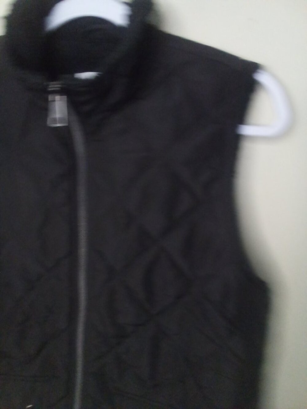 Christopher Banks Puffer Vest Women S Full Zip Pockets Black - Picture 3 of 14